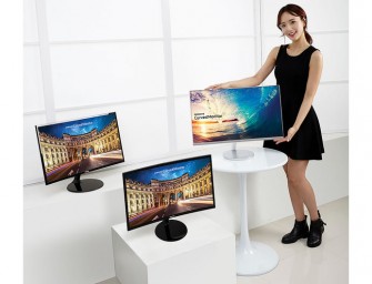 Samsung Launches Three New 1,800R Curvature Displays